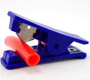 Tuyauterie flexible en nylon de polyuréthane, coupeur en plastique de tuyau de cinq couleurs à 12mm